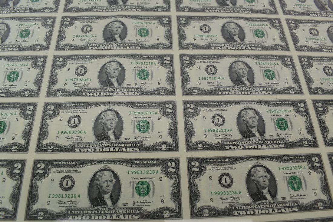 2003 Minnesota Two Dollar Bill Uncut Currency Sheet (1 of 8)