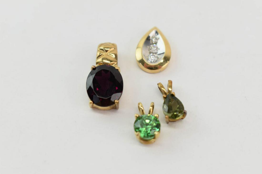 Yellow Gold & Diamond Pendant (1 of 7)