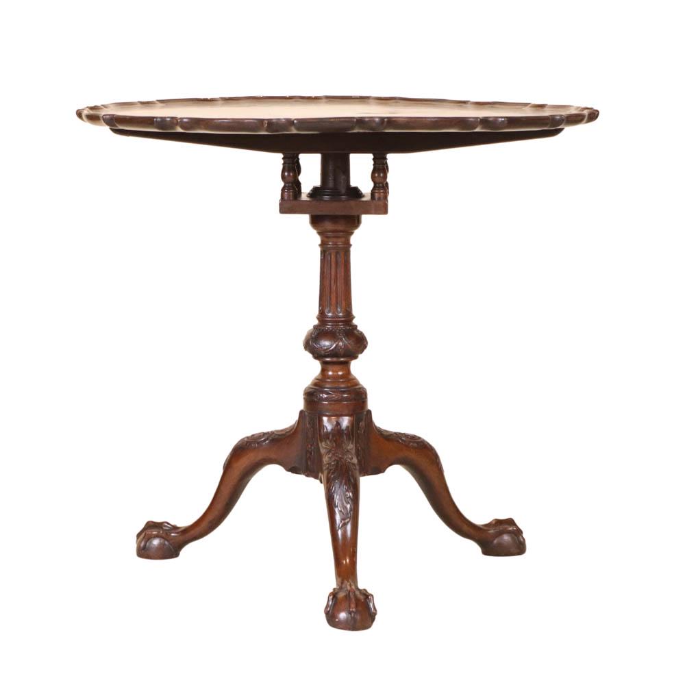 Chippendale Style Mahogany Tilt-Top Table (1 of 11)