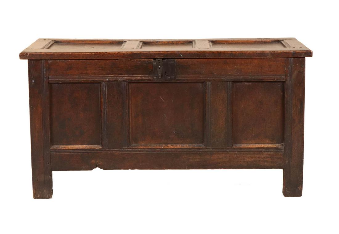 Jacobean Figured Oak Blanket Chest (1 of 11)