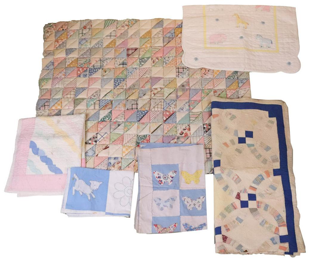 Group of Children's Quilts and Quilt Pieces (1 of 20)