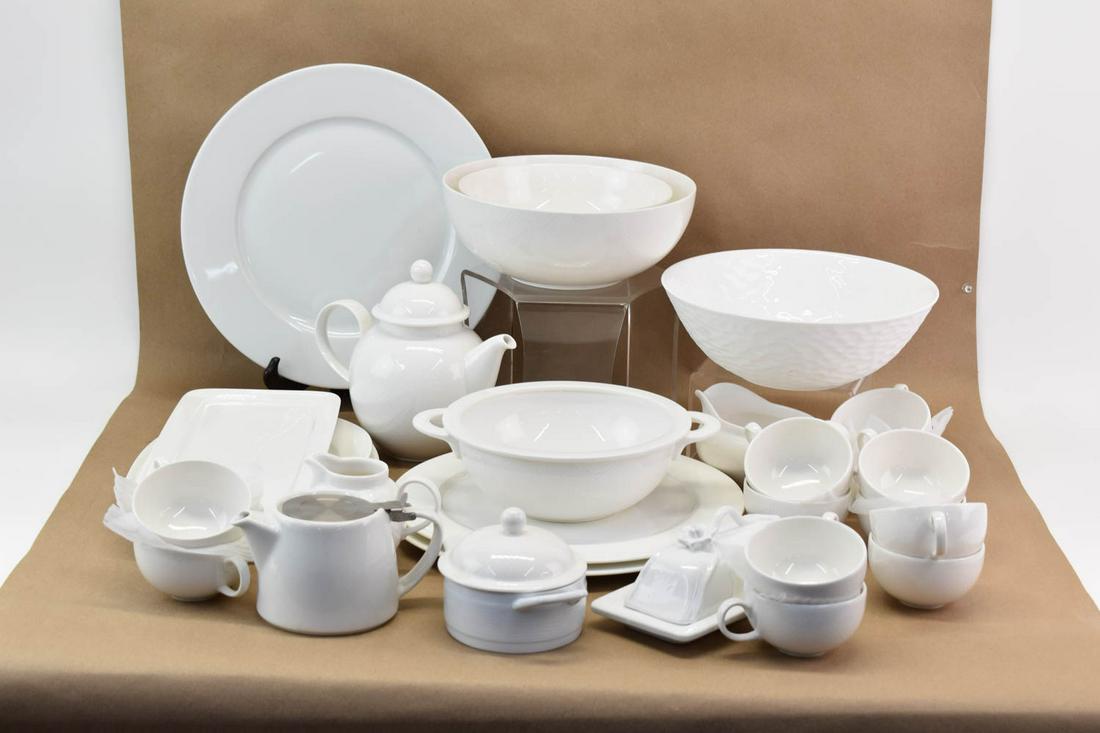 Group of Assorted Villeroy & Boch Dinnerware (1 of 10)