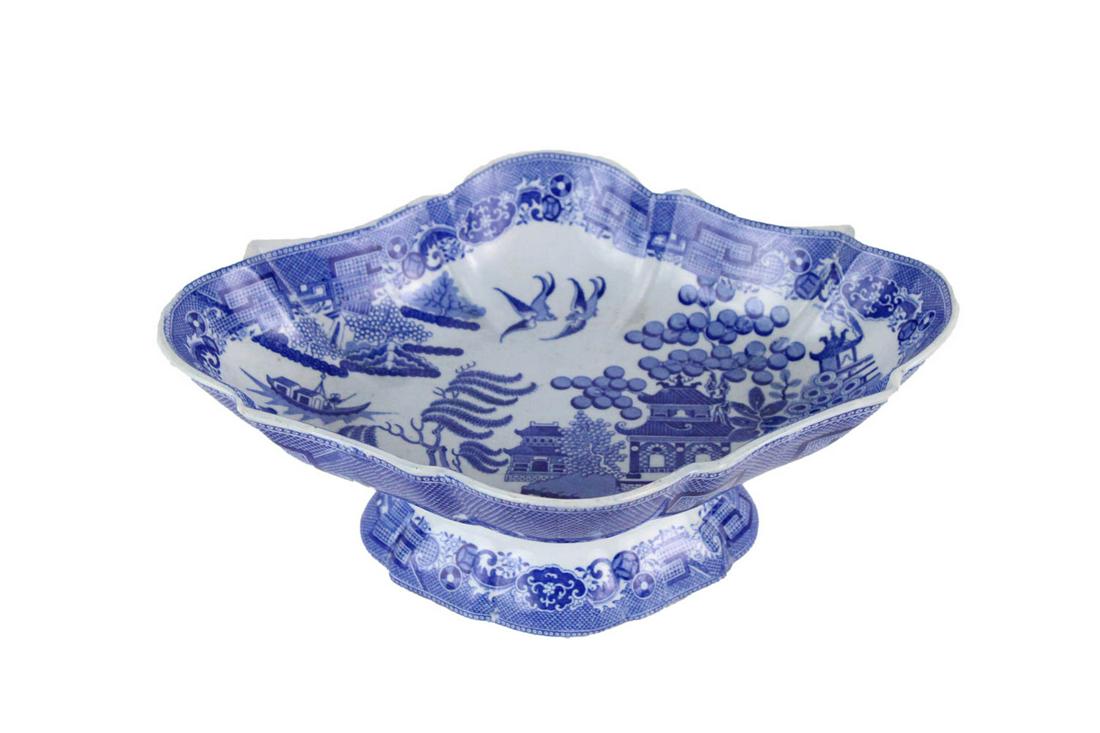 Spode Blue Willow Footed Serving Dish (1 of 17)