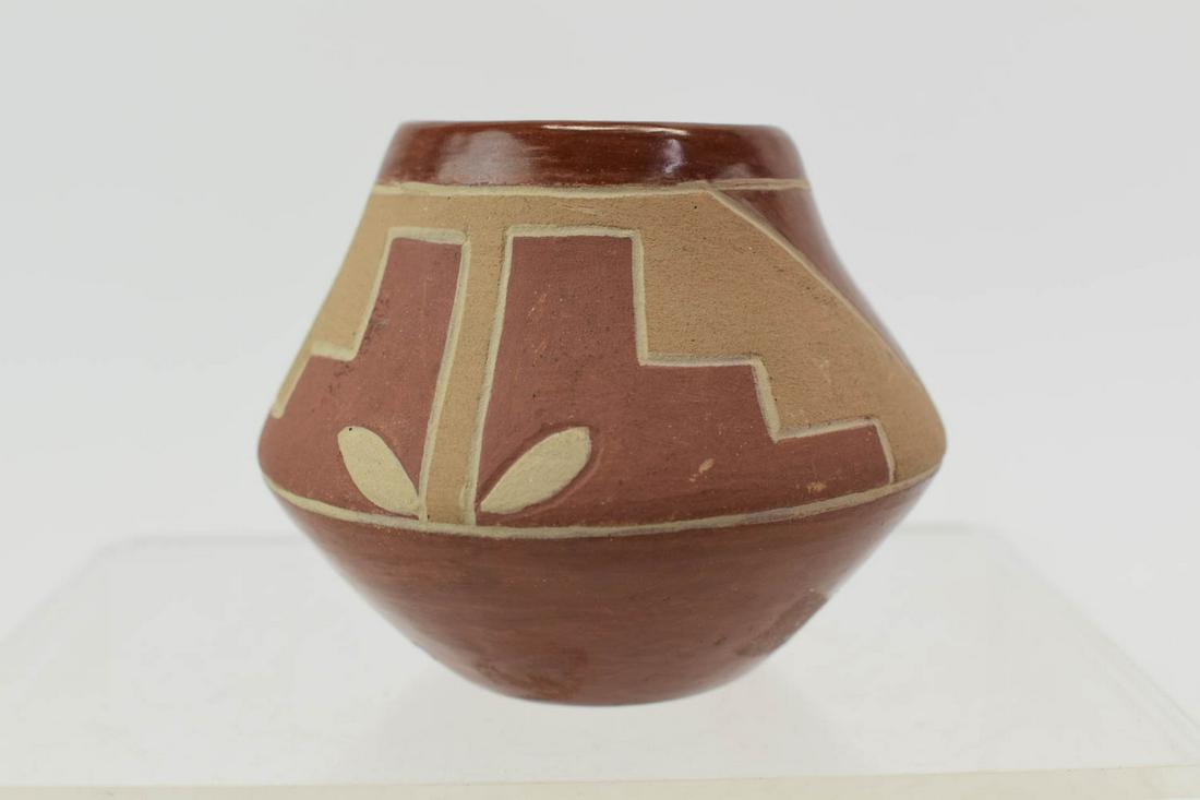 Native American Pueblo Hand Made Pottery Bowl: Native American Pueblo Hand Made Pottery Bowl Used condition. 2-3/4"h x 3-1/2"dia