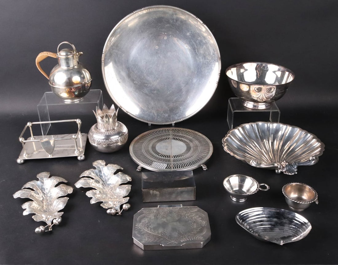 Silver Plated Dishes, Trays, and a Trivet (1 of 11)