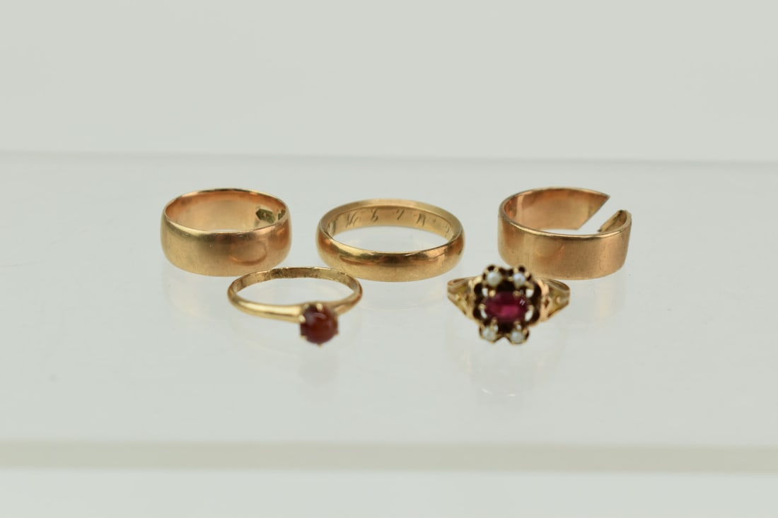 Three 14K Yellow Gold Band Rings (1 of 10)