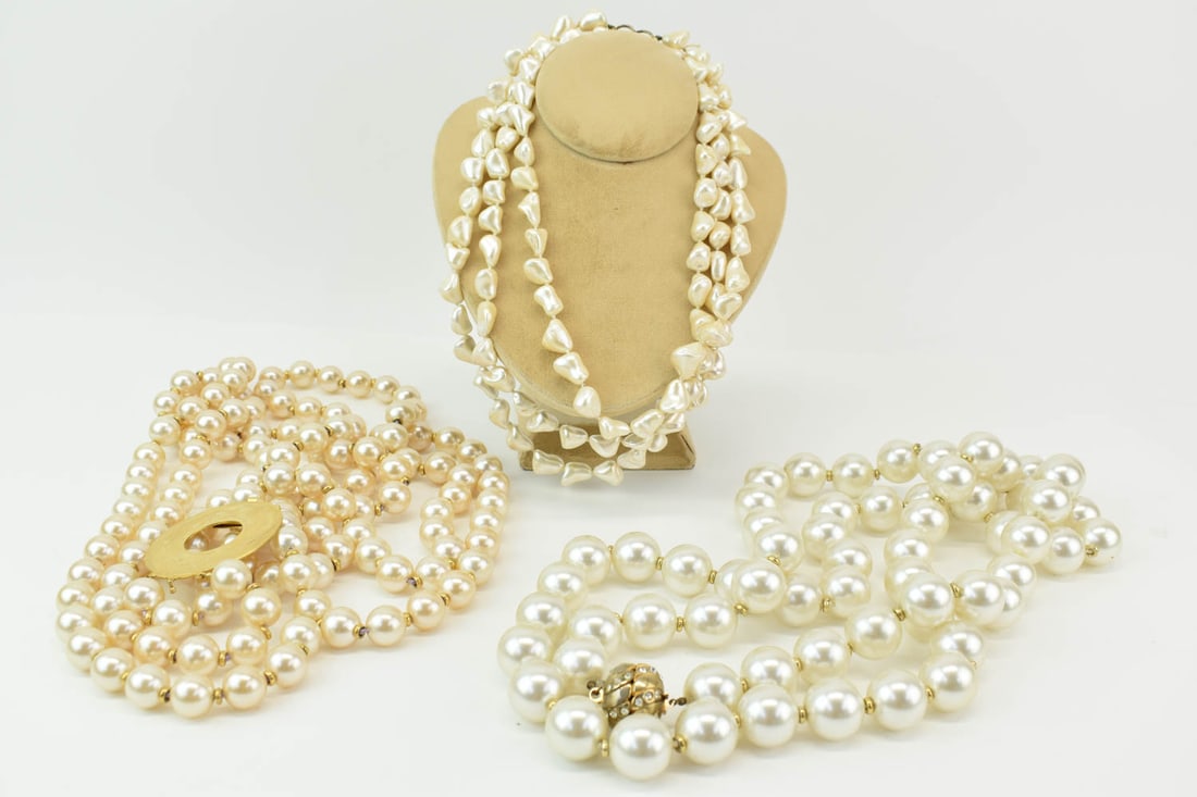 Vintage Baroque Three Strand Necklace (1 of 7)