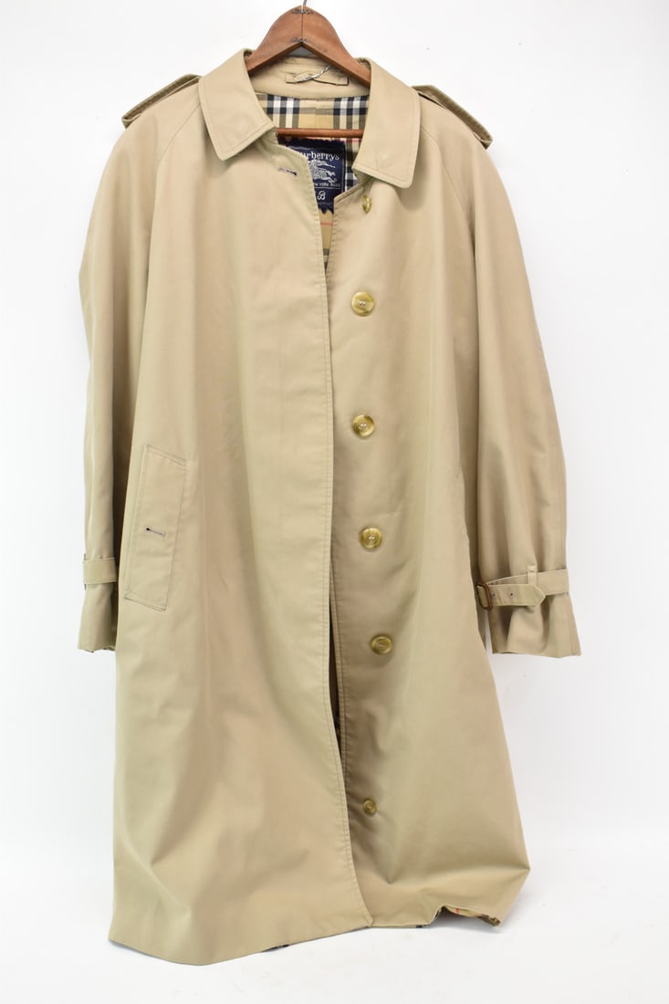 Burberry Women's Belted Raincoat (1 of 17)