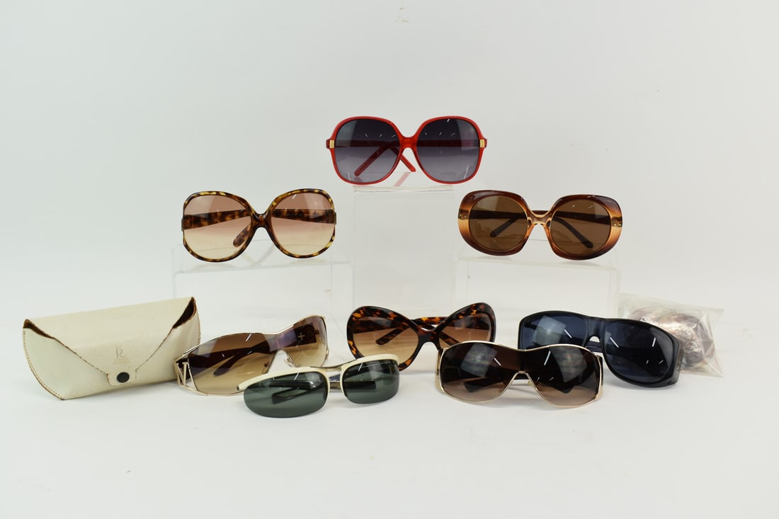 Group Vintage Oversized Sunglasses (1 of 5)