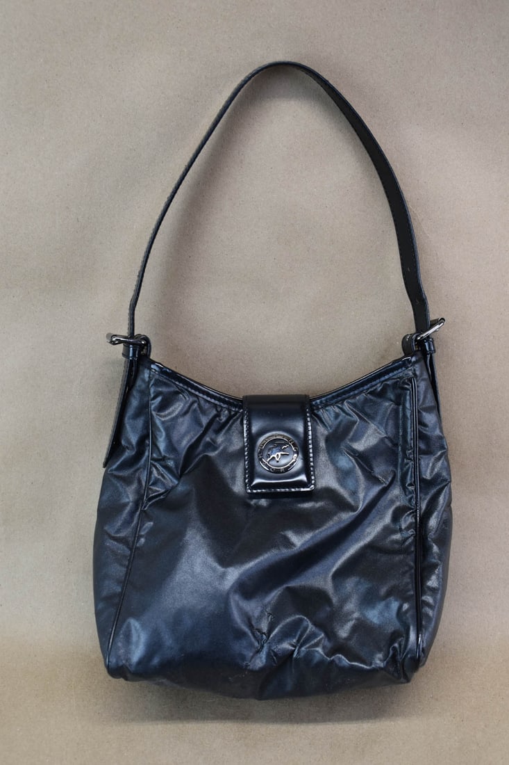 Hunting World Black Coated Canvas Shoulder Bag (1 of 8)