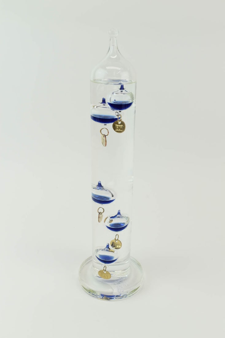 Galileo Cylindrical Glass Room Thermometer (1 of 4)
