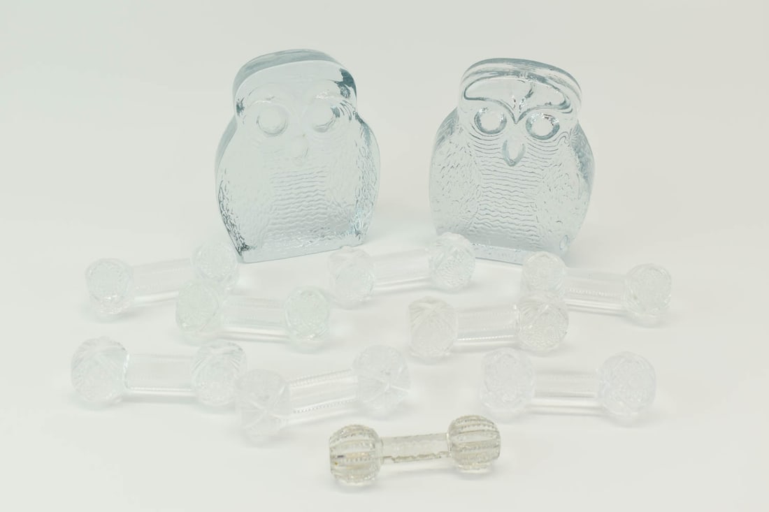 Eight Cut Glass Knife Rests (1 of 9)