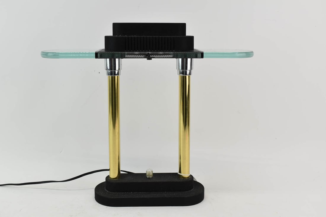Memphis PostModern Era Table/Desk Lamp 1980-1989 (1 of 5)