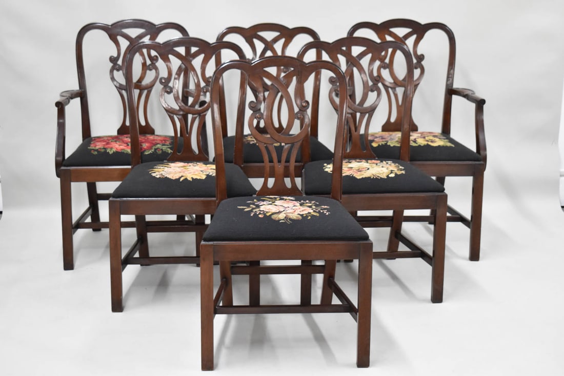 Set of Six Georgian Style Mahogany Dining Chairs (1 of 10)