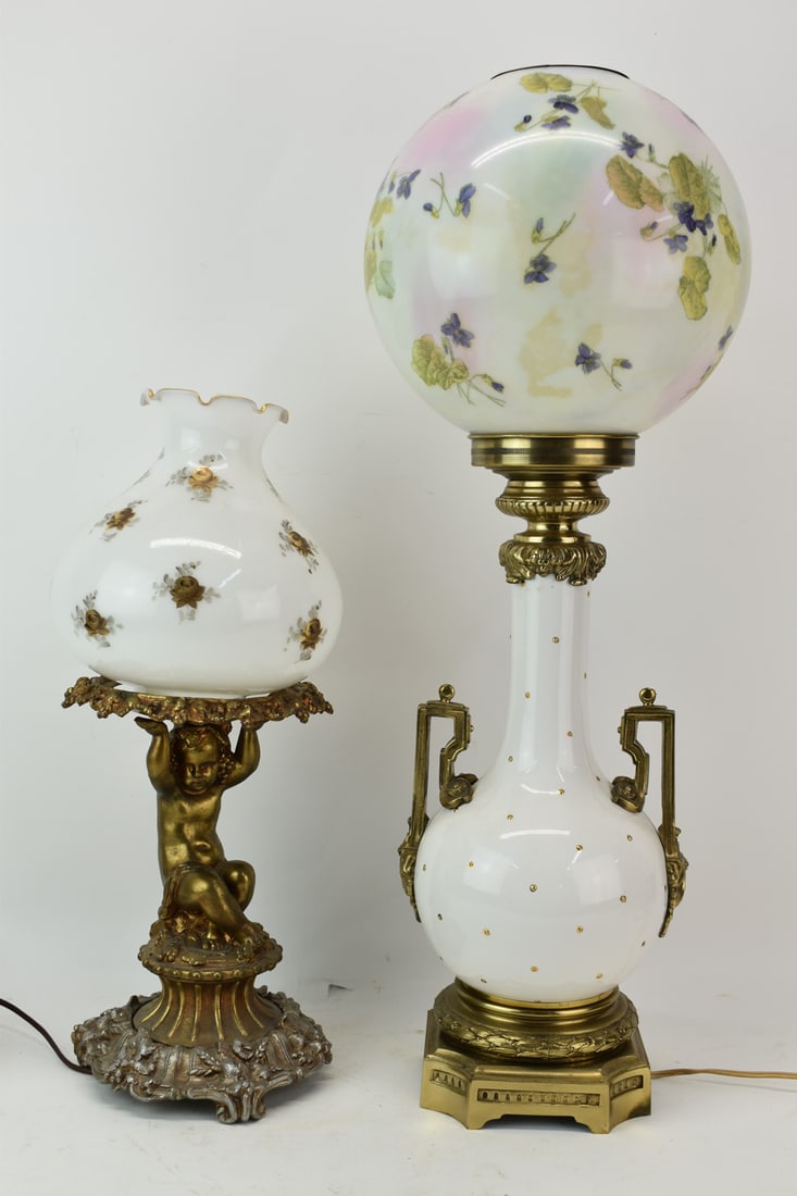 Two Vintage White Metal Table Lamps (1 of 11)