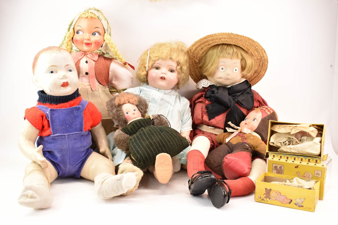 Group of Dolls and Accessories (1 of 12)