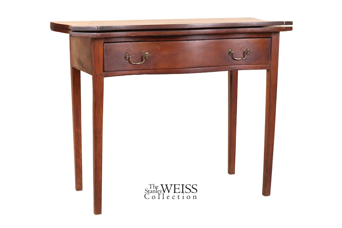 Federal Cherrywood Serpentine Front Card Table (1 of 13)