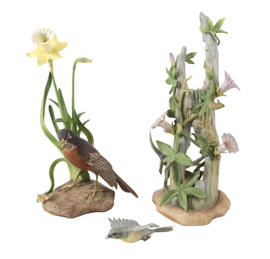 Boehm Parula Warblers & Robin with Daffodil (1 of 15)