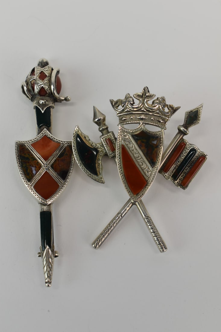 Victorian Scottish Silver Agate Crown Shield Pin (1 of 7)
