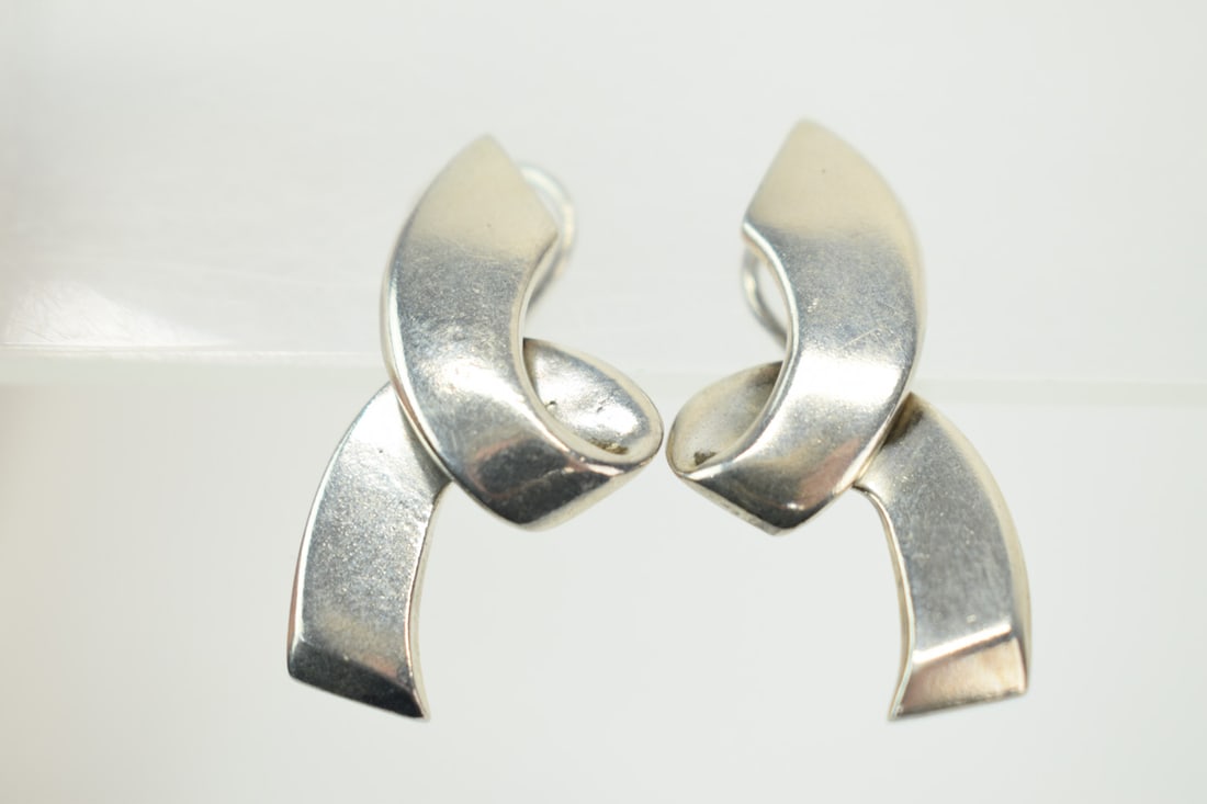 Tiffany & Co. Paloma Picasso Sterling Earclips (1 of 3)