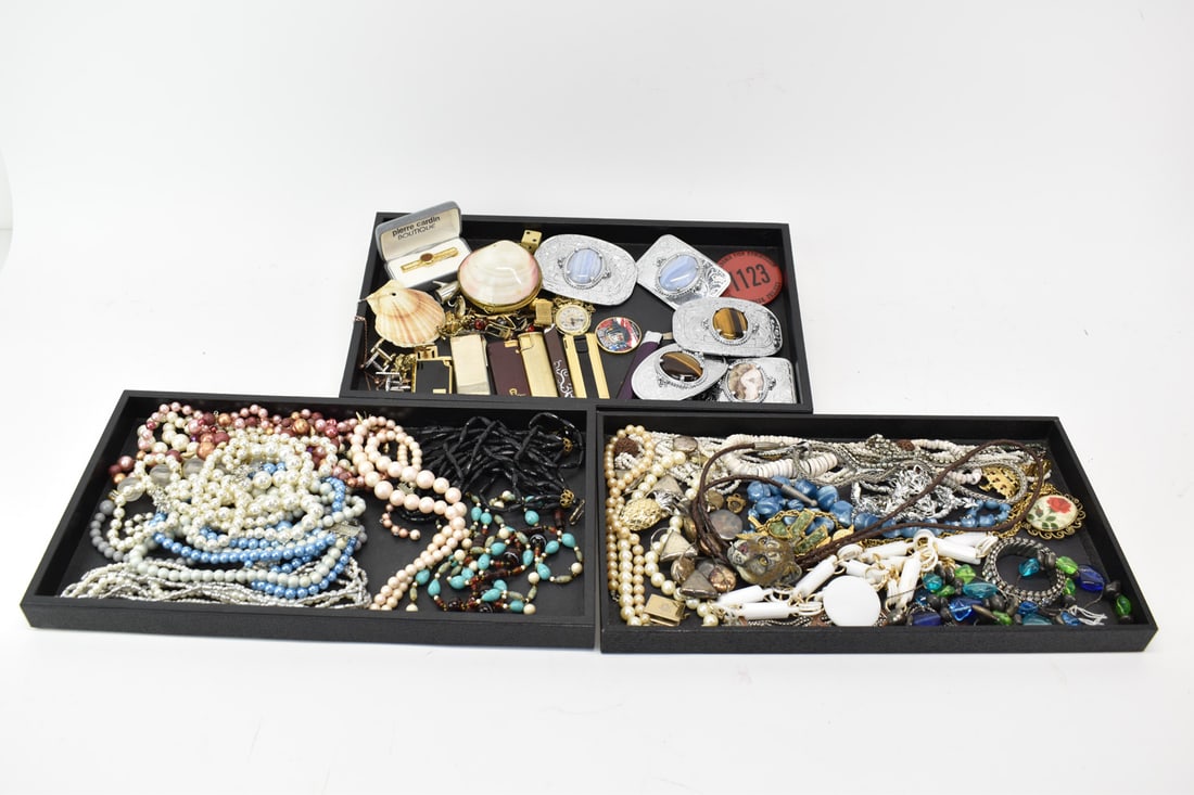 Group of Assorted Men's & Women's Costume Jewelry (1 of 7)