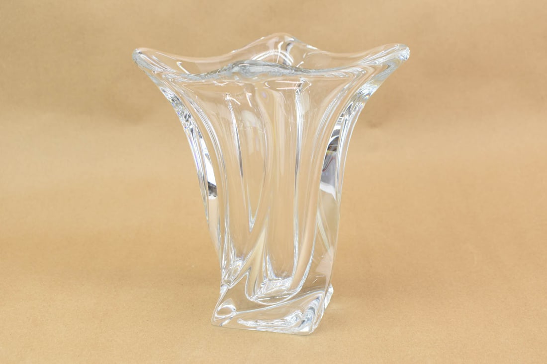 Modern Royales De Champagne France Glass Vase (1 of 5)