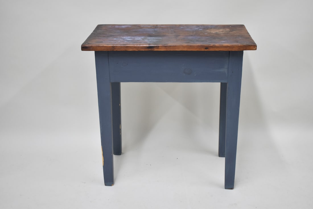 Country Pine Antiqued Side Table (1 of 8)