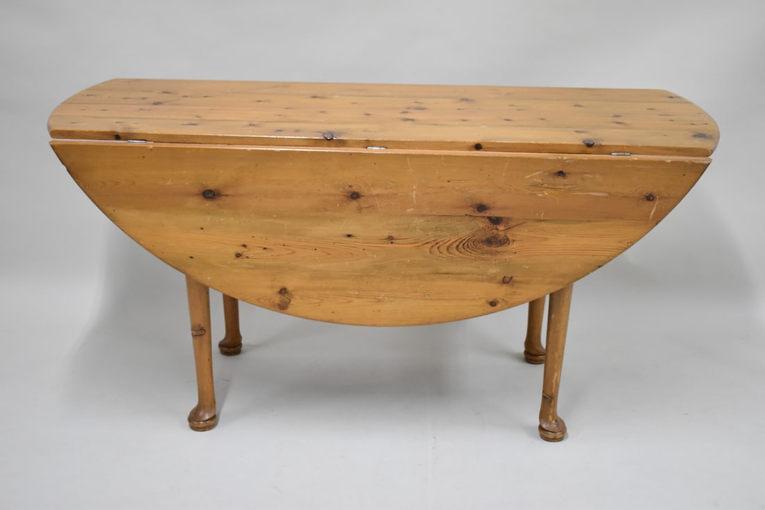 Queen Anne Style Pine Drop Leaf Dining Table (1 of 12)