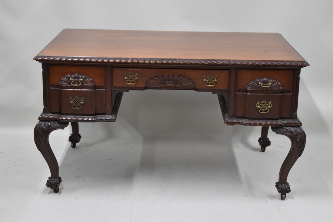Chippendale Style Mahogany Partners Desk (1 of 6)