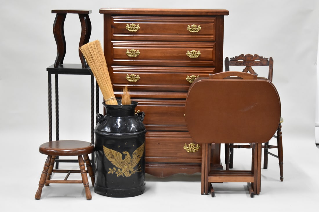 Group of Assorted Furniture (1 of 4)