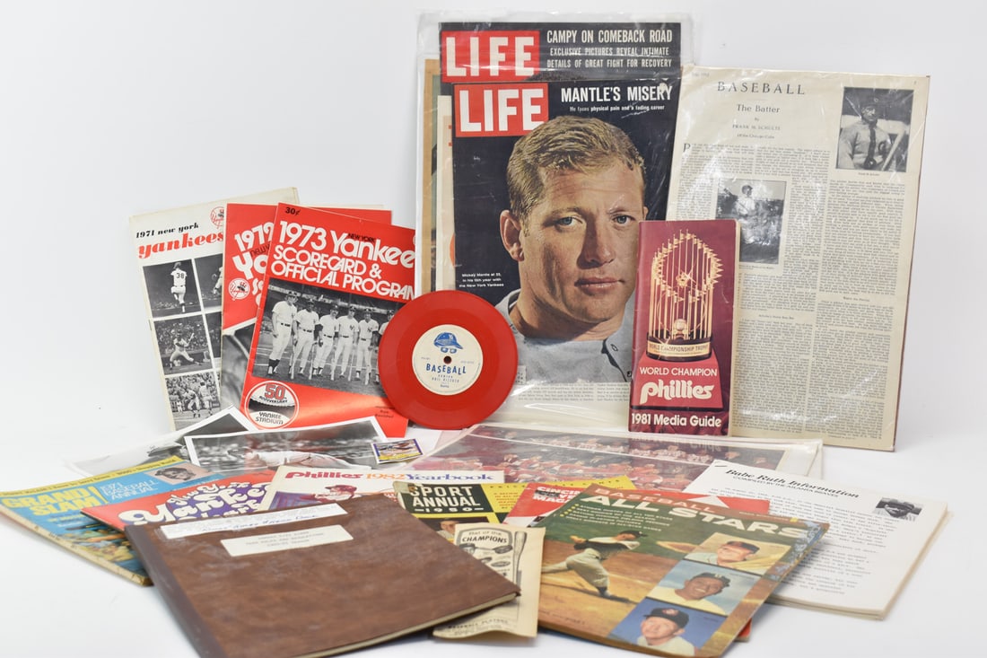 Group of Vintage Sports Ephemera (1 of 16)