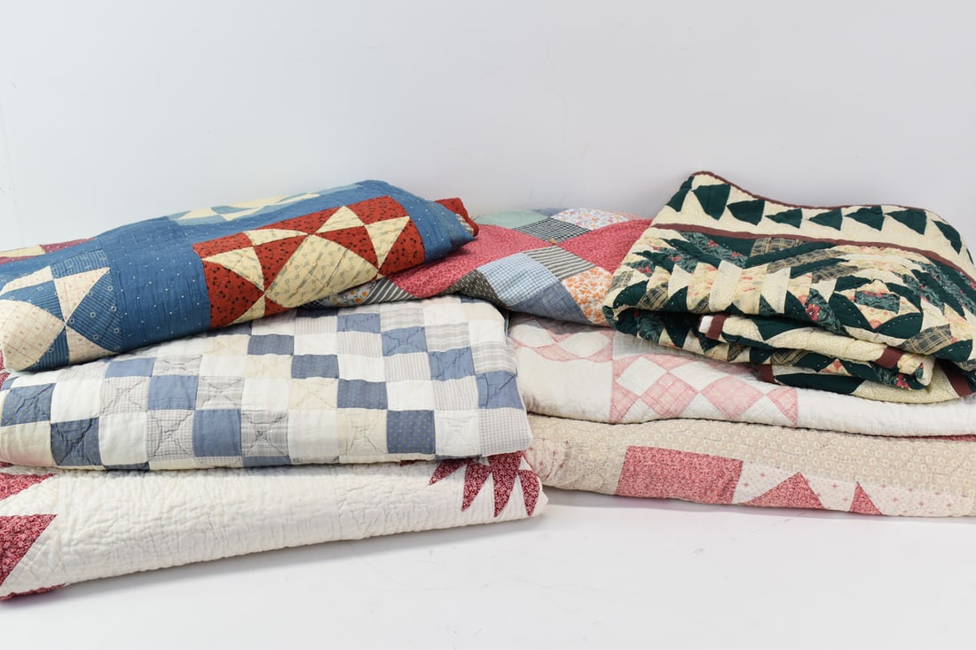 Group of Six Assorted Bed Quilts (1 of 20)