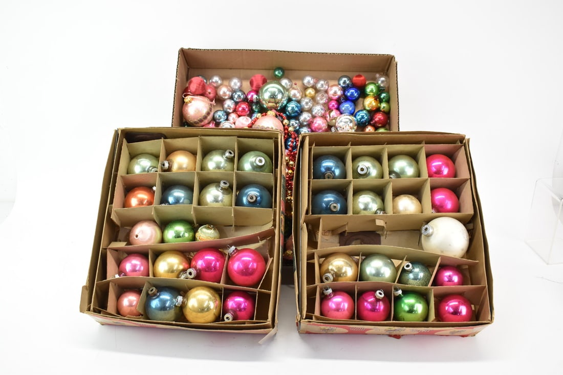 Group of Assorted Christmas Balls: Group of Assorted Christmas Balls. Used condition, wear, worn