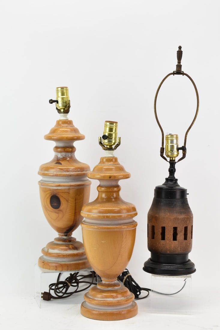 Pair of  Wooden Urn Form Table Lamps (1 of 19)