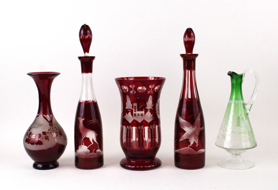 Bohemian Cranberry Glass Bird and Castle Vase (1 of 12)