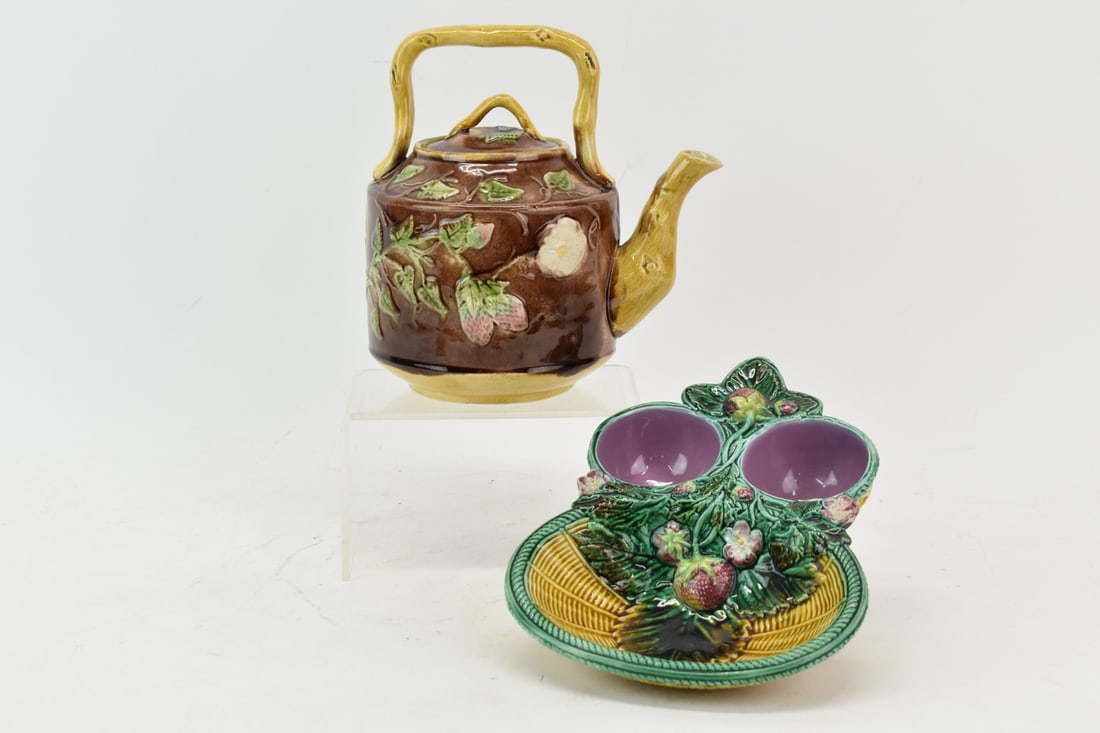 Majolica Teapot and Strawberries & Cream Bowl (1 of 10)