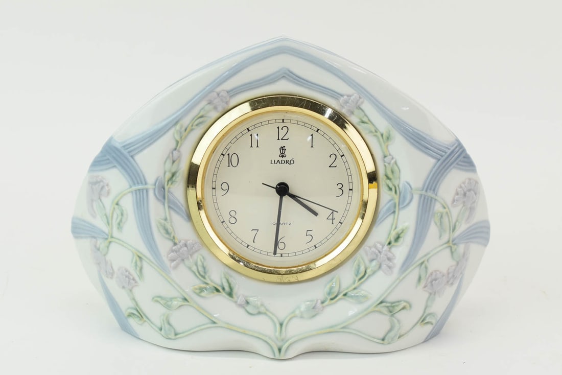 Lladro Segovia Quartz Clock with Floral Pattern (1 of 6)