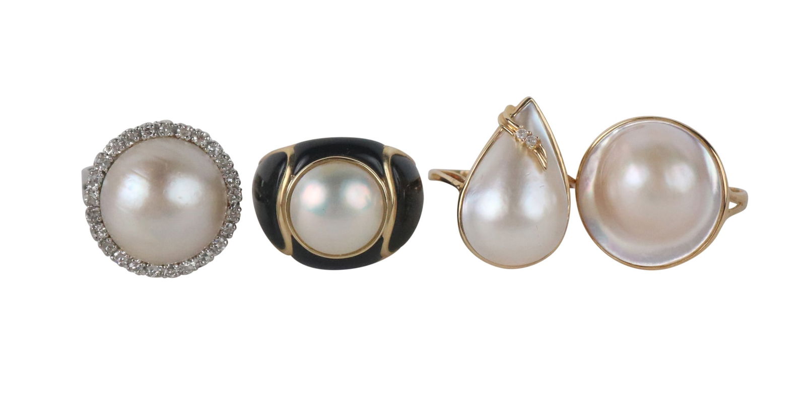 14K Yellow Gold Mabe pearl & Onyx Ring (1 of 14)