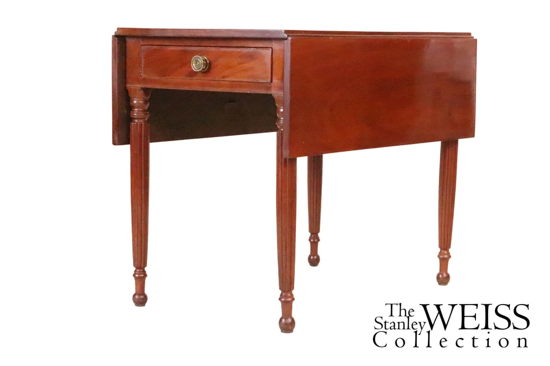 Classical Mahogany Pembroke Table (1 of 12)