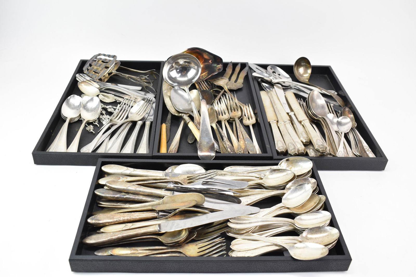 Group Assorted Silverplate Flatware and Ladles (1 of 9)