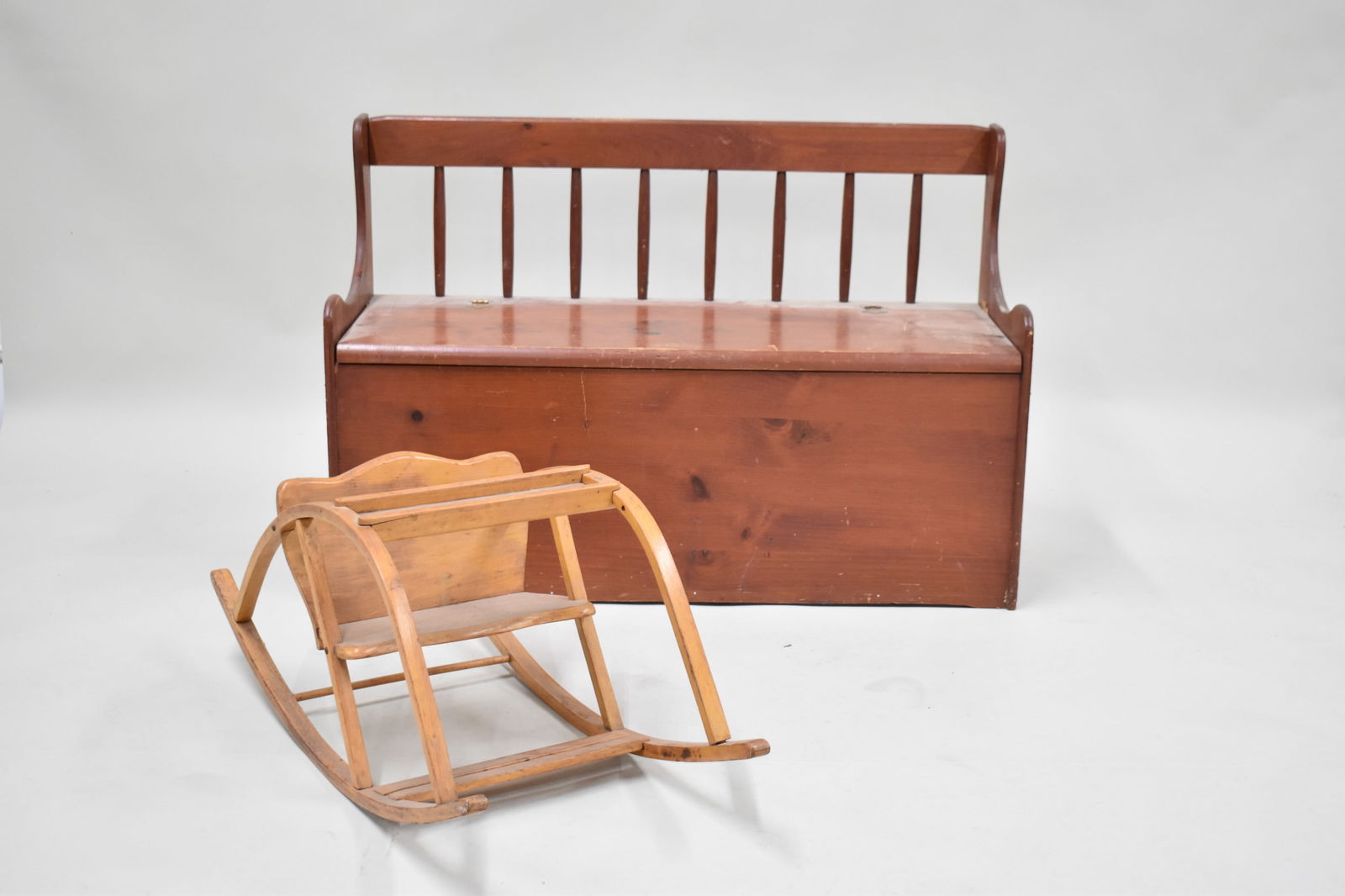 Stained Pine Bench (1 of 6)