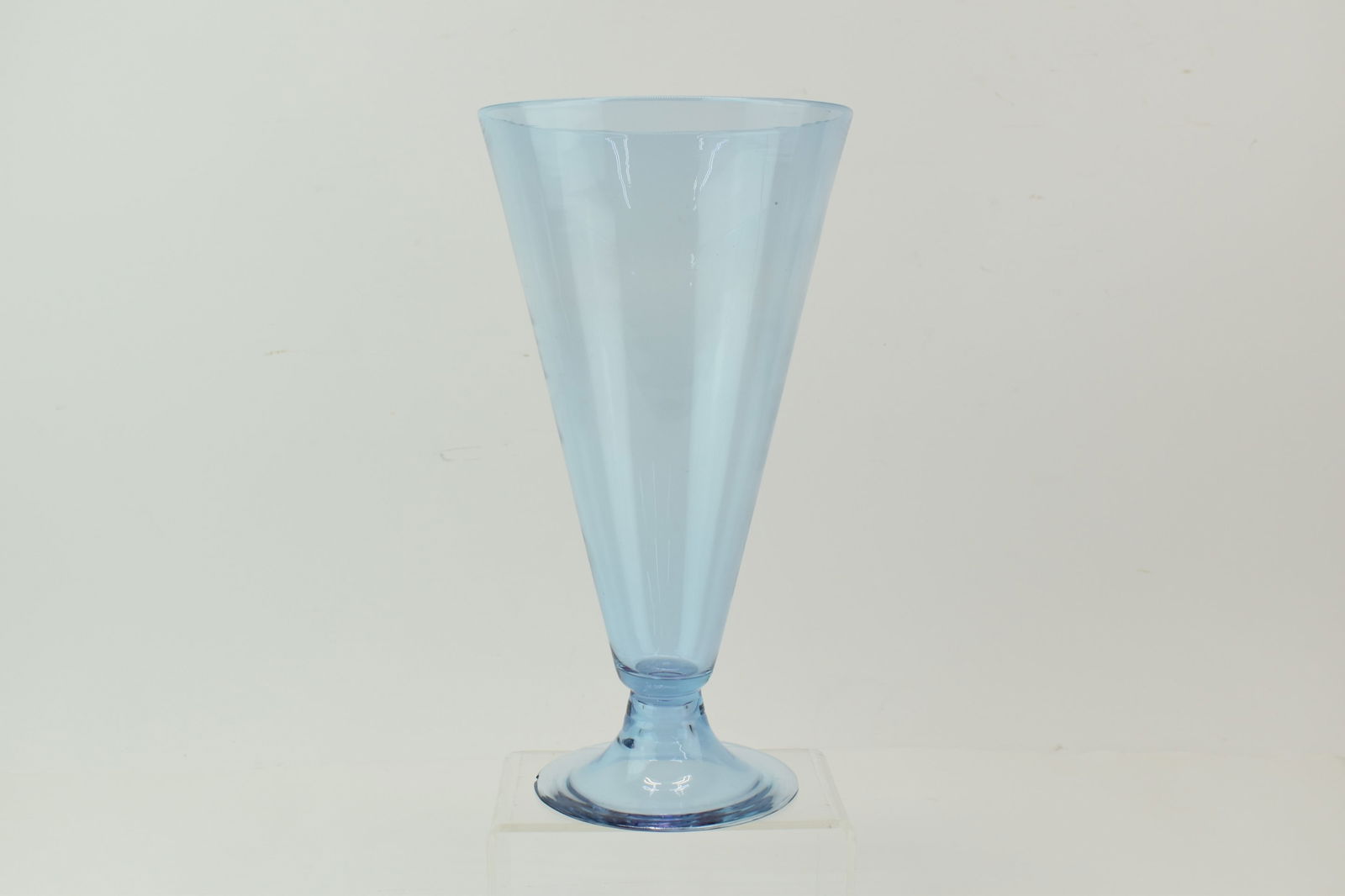 Steuben Large Wisteria Vase on Base (1 of 4)