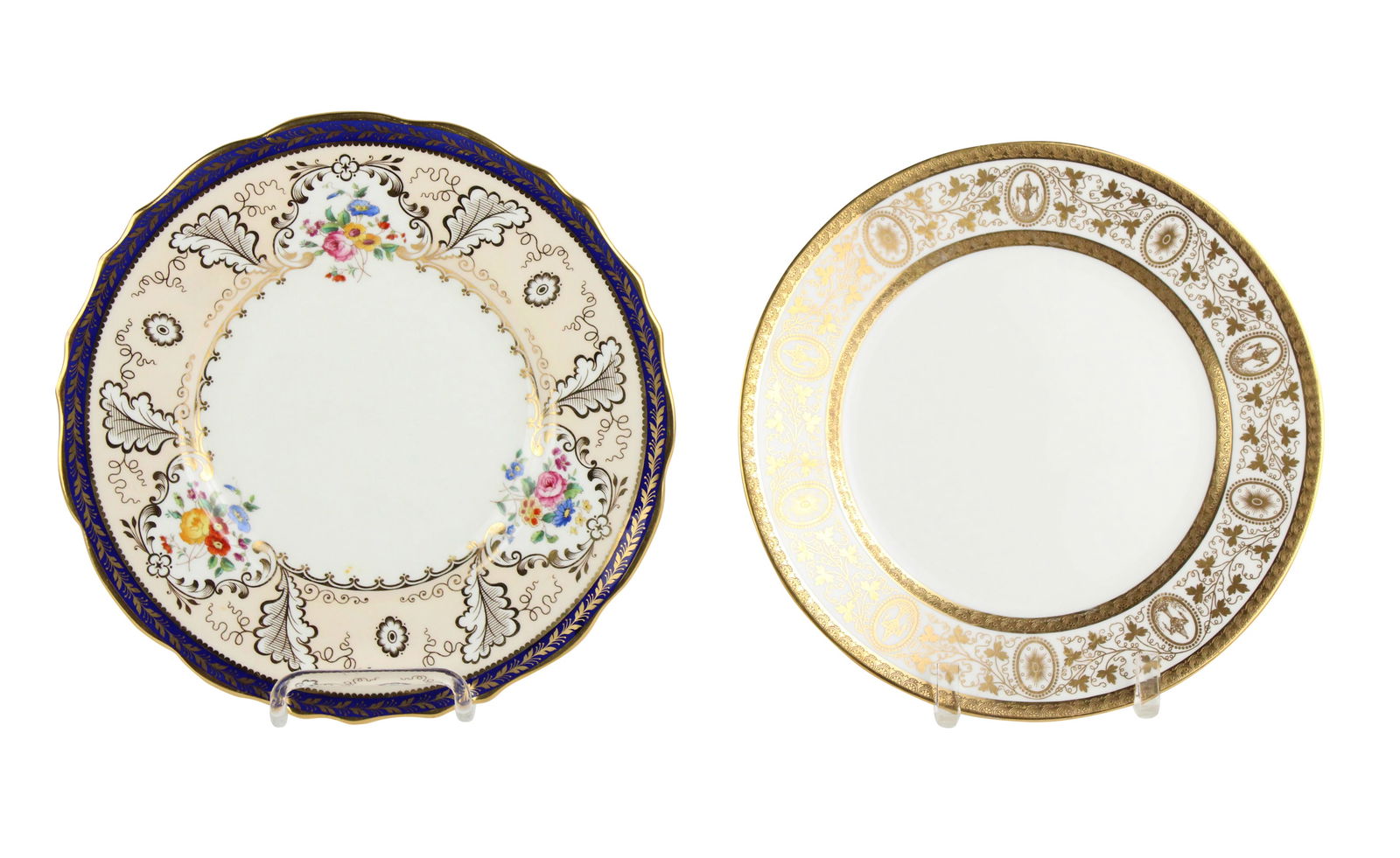 Twelve Cauldon Parcel-Gilt Dinner Plates (1 of 11)