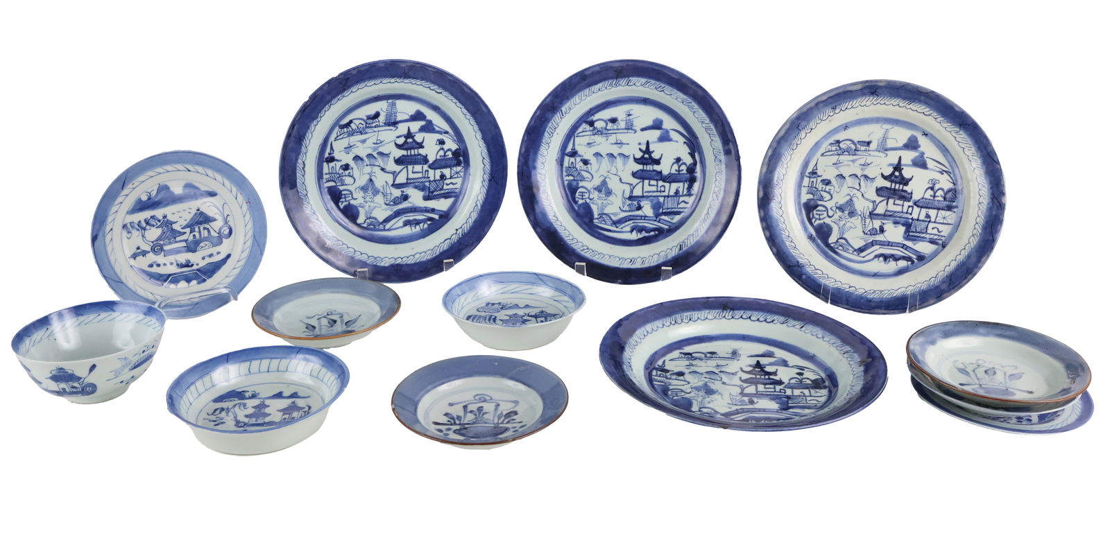 Thirteen Chinese Export Canton Plates and Dishes (1 of 10)