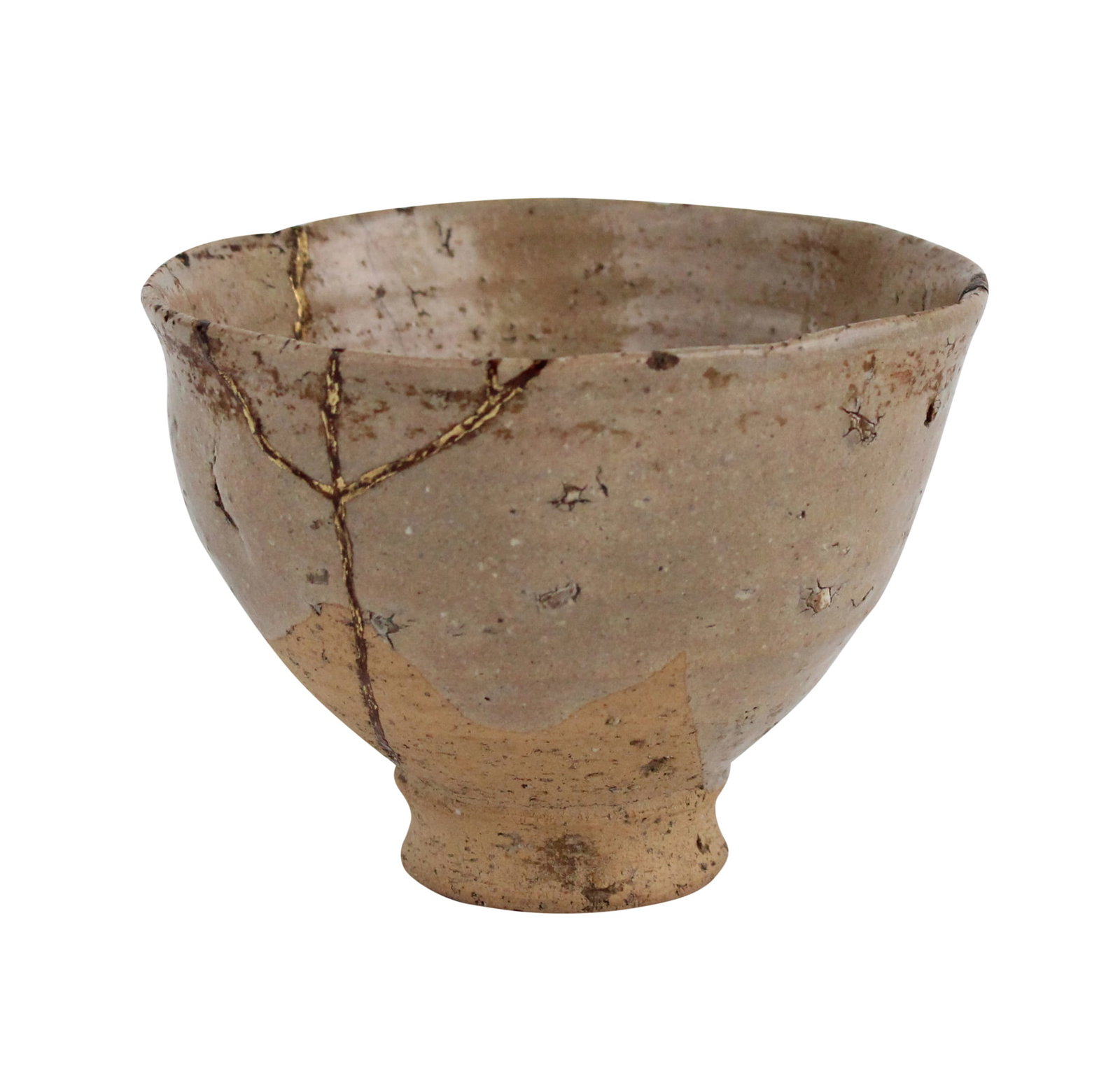 Sixteenth Century Japanese Goki Chawan, Gold Repair: This teabowl was made in Japan by an unknown artisan in the 1500s. These tea bowls with flared foot and grasping silhouette are based on a Korean design and termed Goki Chawan. There are large silica 