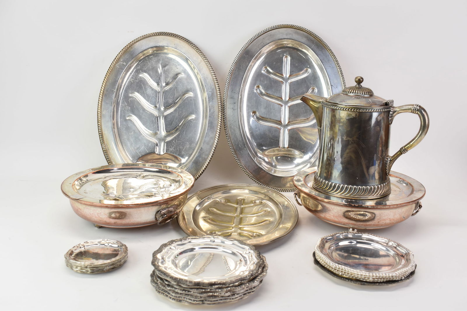 Group of Assorted Silver Plated Table Articles (1 of 10)