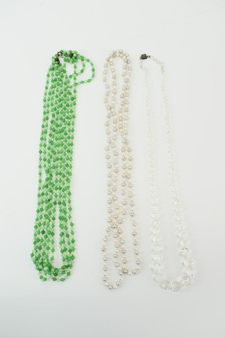 Three Long Vintage Beaded Necklaces (1 of 15)