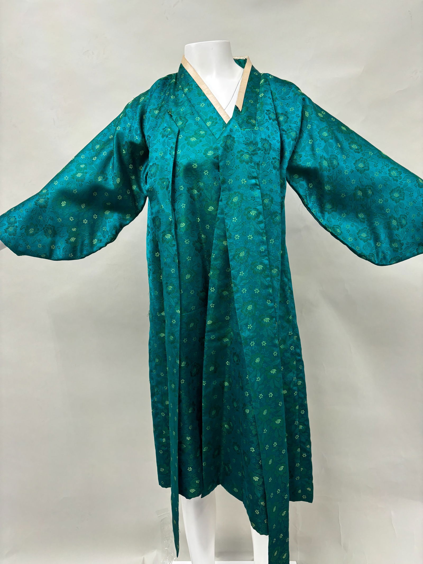 Vintage Asian Green Silk Robe (1 of 8)