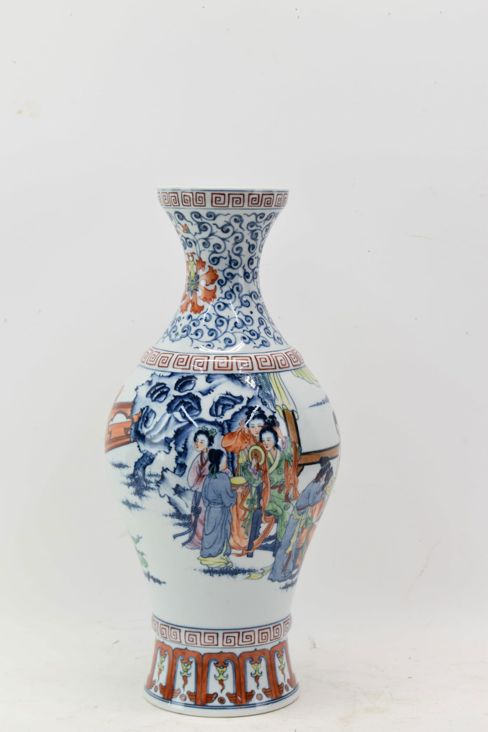 Asian Style Geisha Decorated Vase (1 of 7)