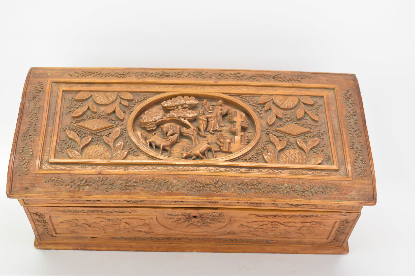 Vintage Asian Carved Hardwood Ladies Vanity Box (1 of 13)
